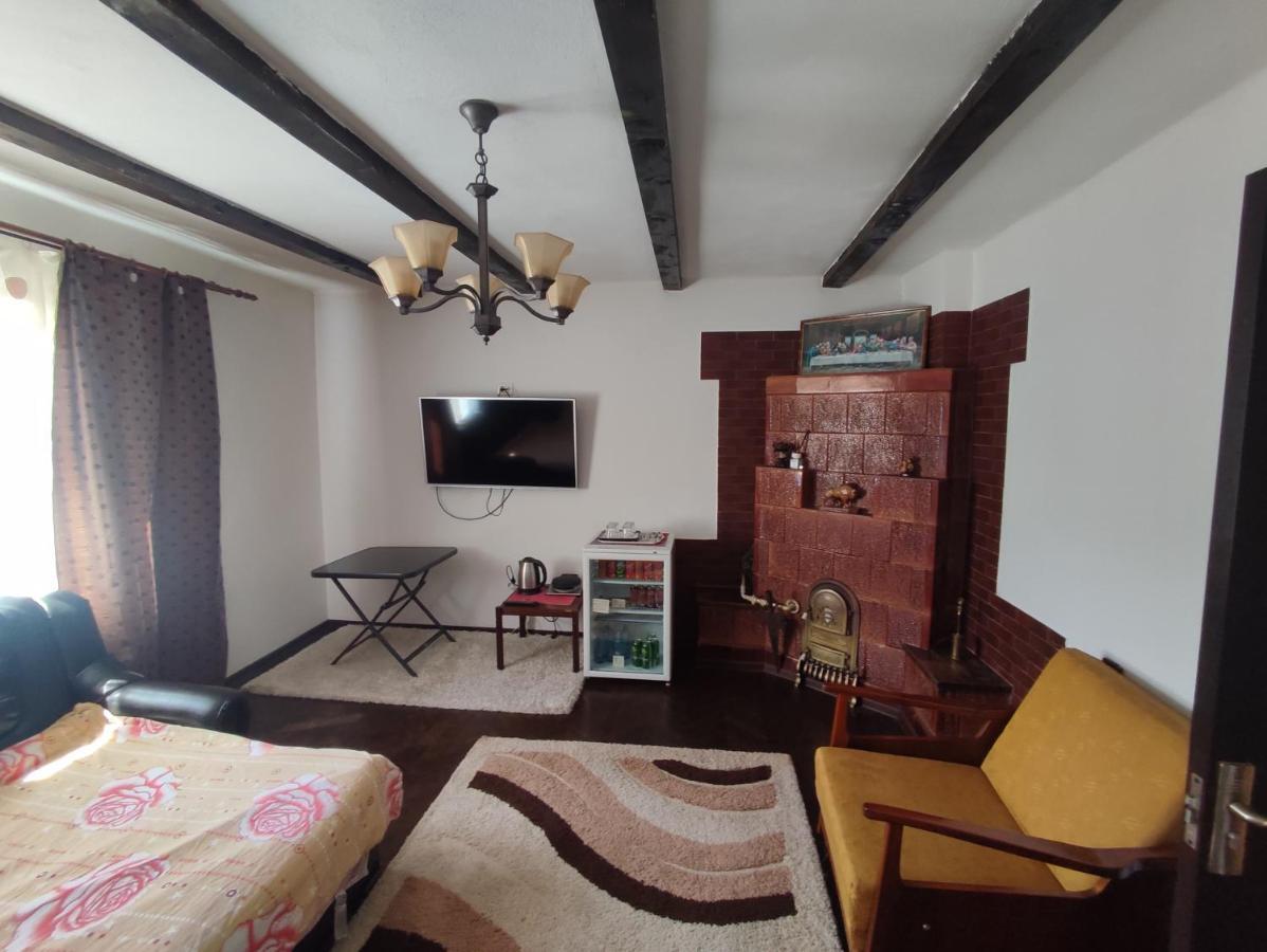 Hotel Central House Curtea de Argeş Zewnętrze zdjęcie